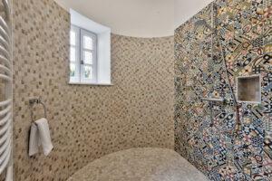 Douche Hammam Chambre 1 Château de Montrevost locations saisonnières