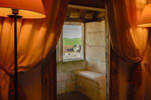 chambre au donjon Fées, fenêtre